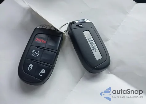 2021 Jeep Renegade Jeepster 4X4 из США, поврежденный, VIN ZACNJDAB8MPN30997